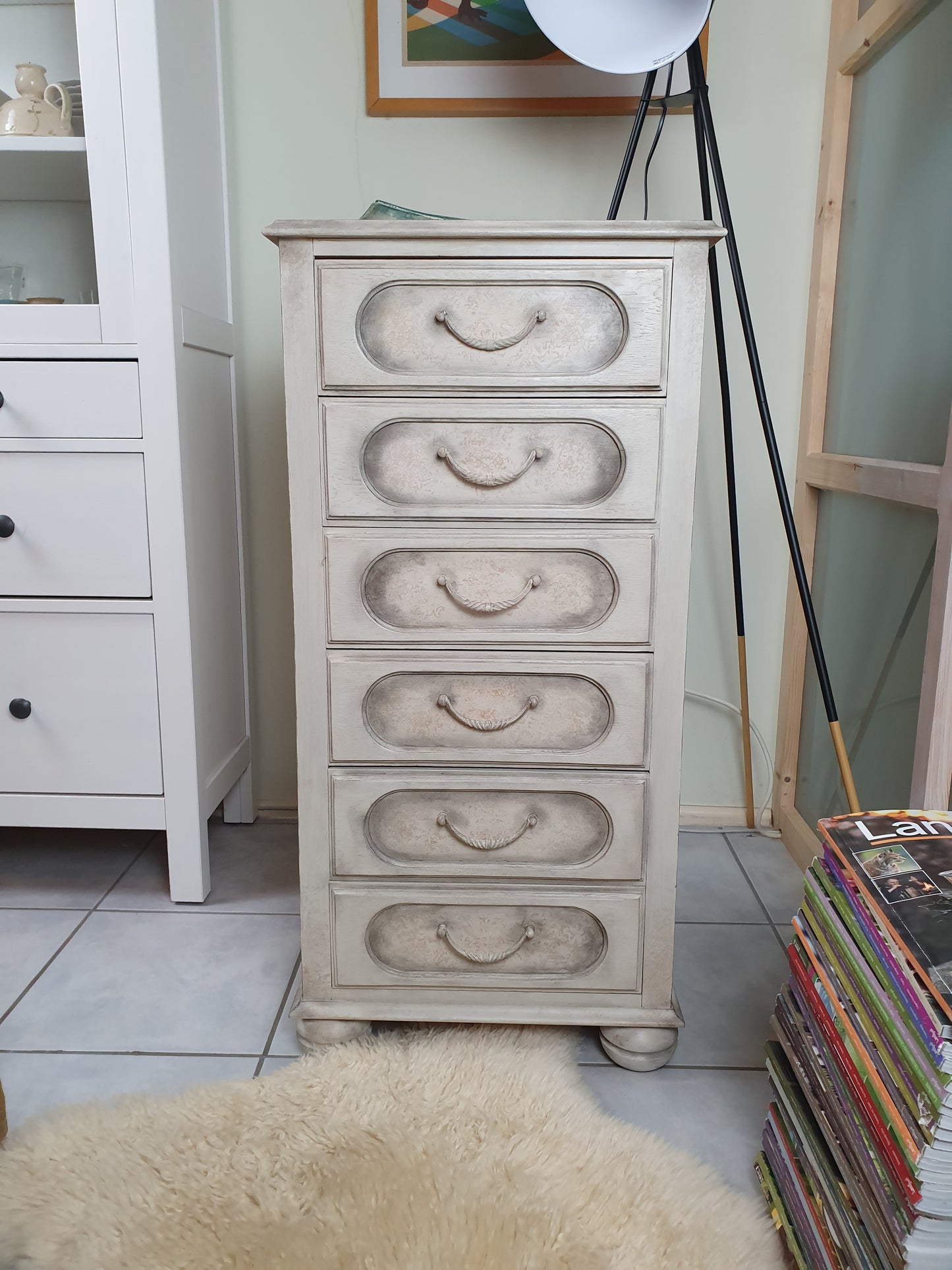 Schmale Vintagekommode mit Schubläden - Versand FREI