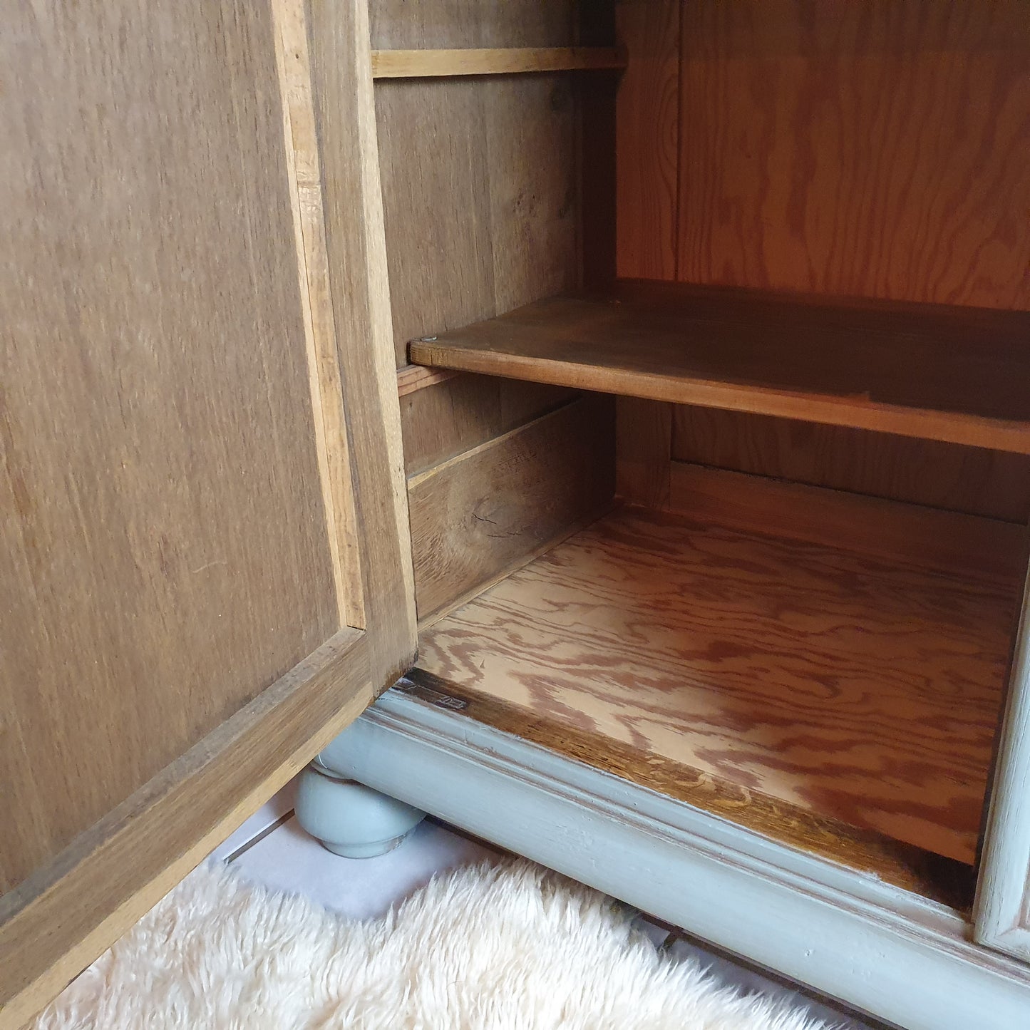 Stattliche Antike Anrichte mit Rosteffekt restyled