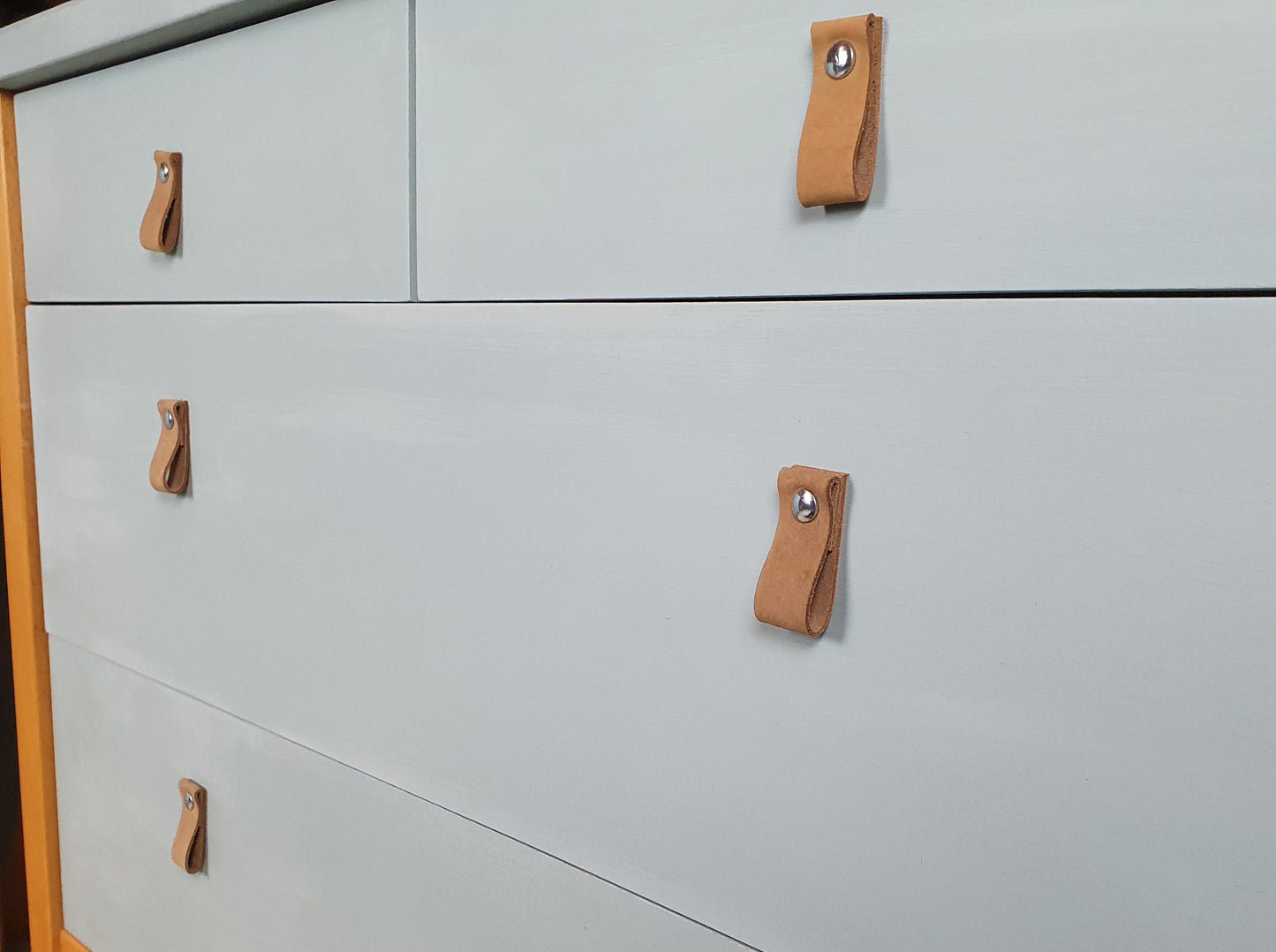 Coole Kommode minimalistisch Skandidesign