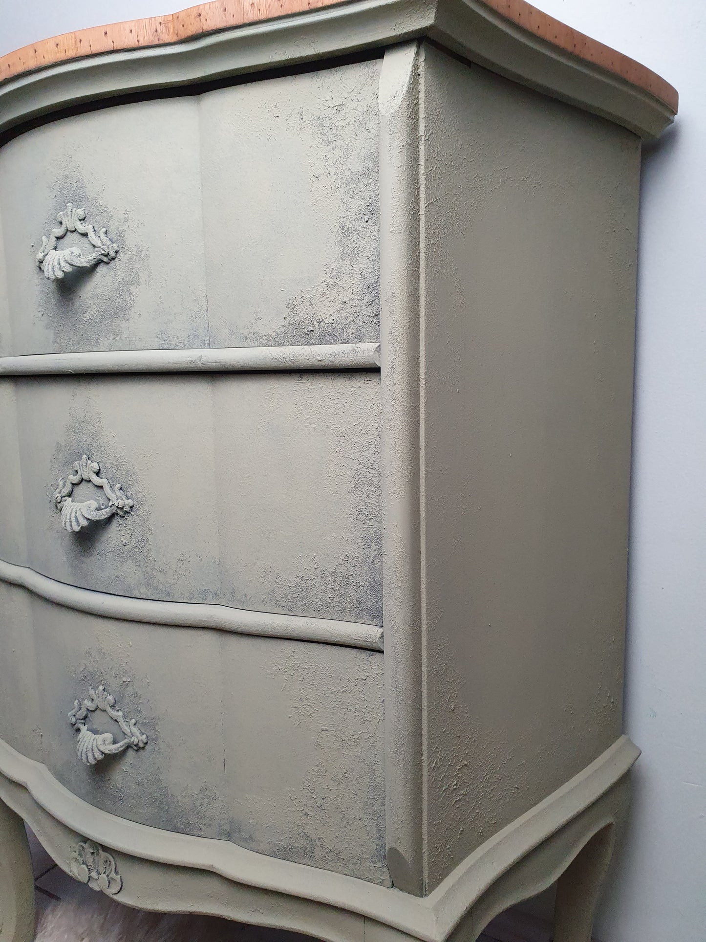 Kleine Kommode im verwitterten Look, vintage, shabby, Landhaus - KEINE Versandkosten