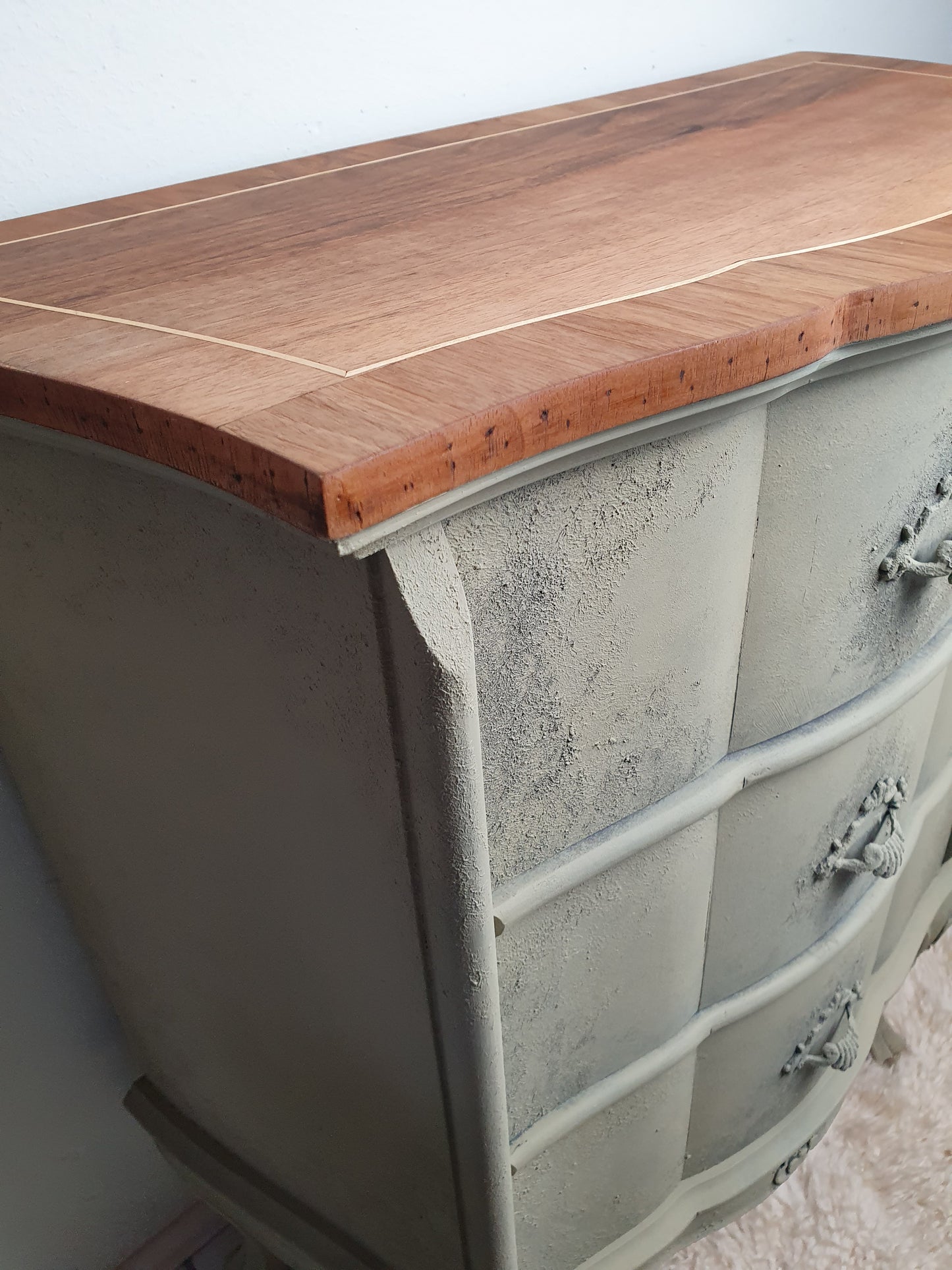 Kleine Kommode im verwitterten Look, vintage, shabby, Landhaus - KEINE Versandkosten