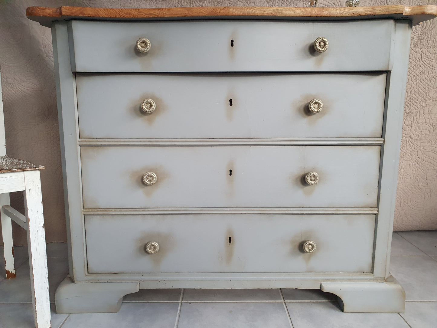 Große Schubladen- Kommode im Shabby- Look, real vintage, antik & massiv
