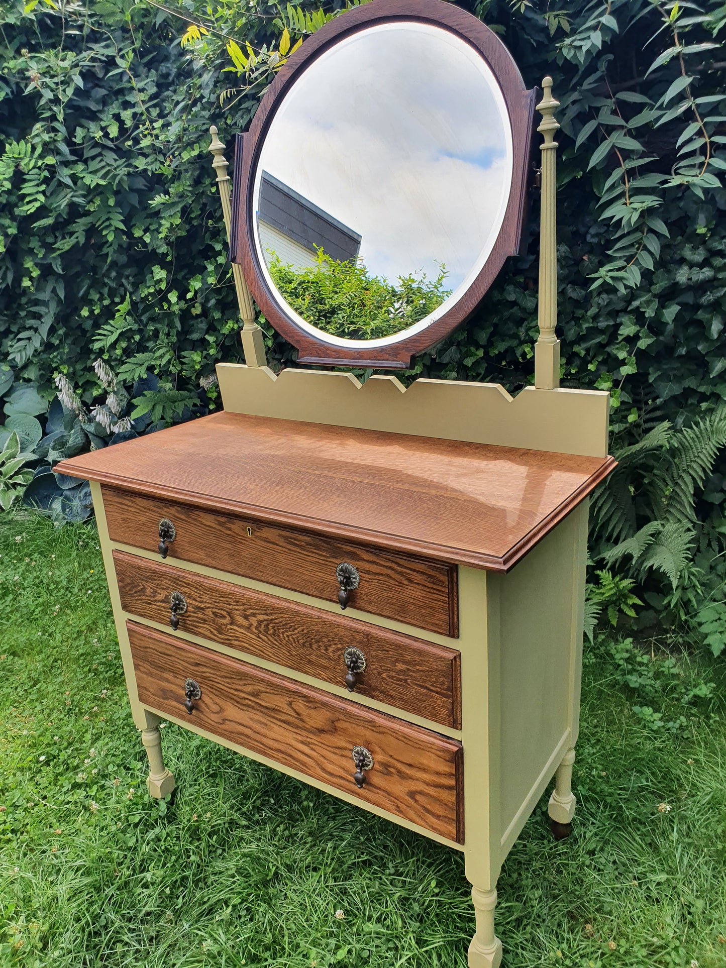 Vintage Frisierkommode , Kommode mit Spiegel, british, restyled