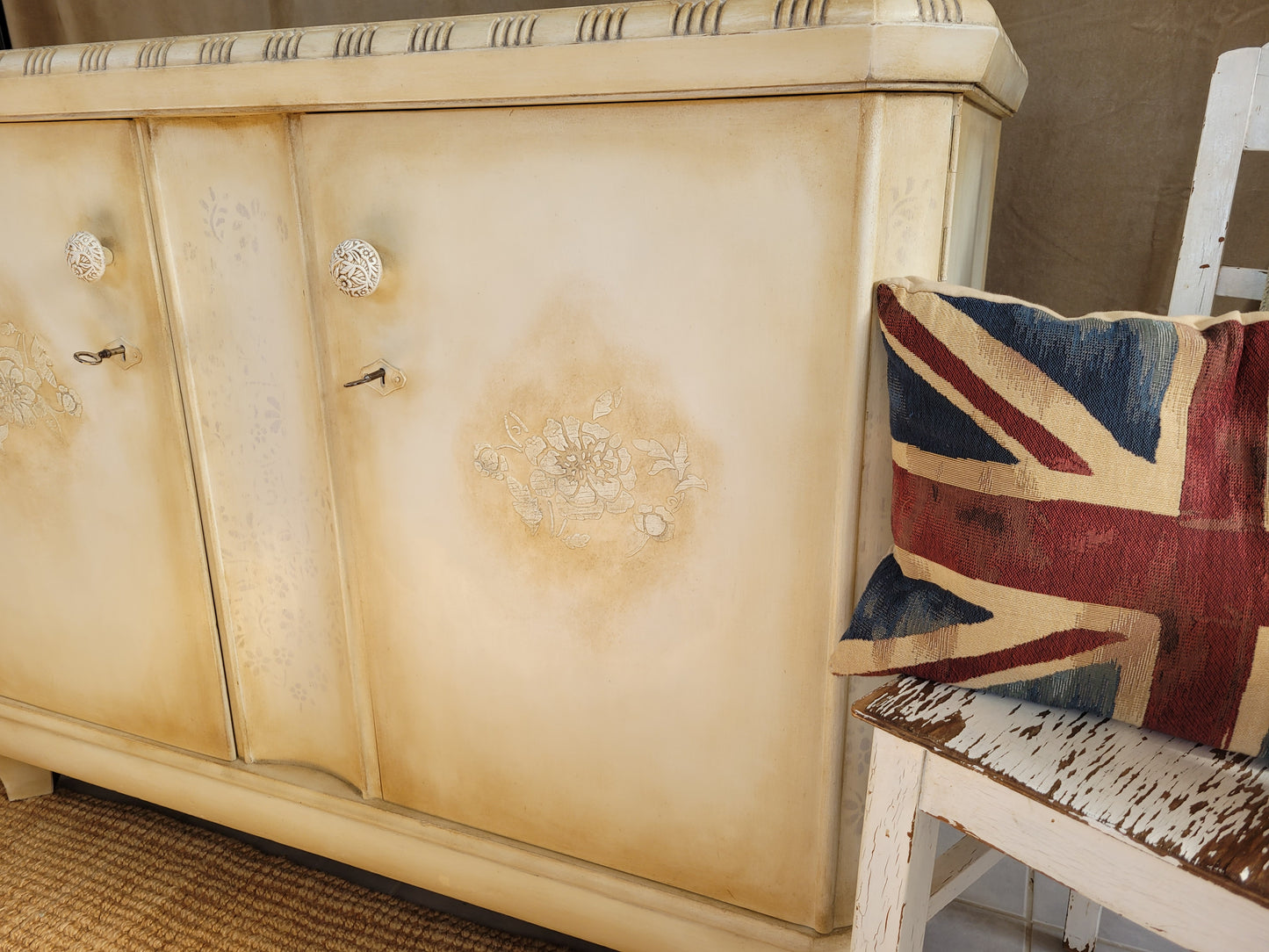 Lourmarin Wäscheschrank/ Kommode provencale, vintage, restyle, shabby