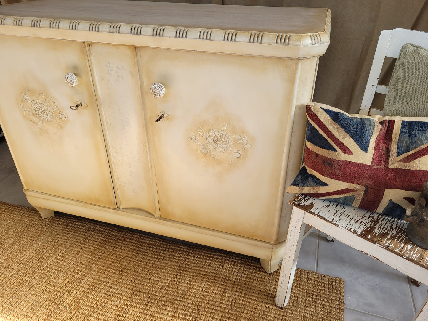 Lourmarin Wäscheschrank/ Kommode provencale, vintage, restyle, shabby