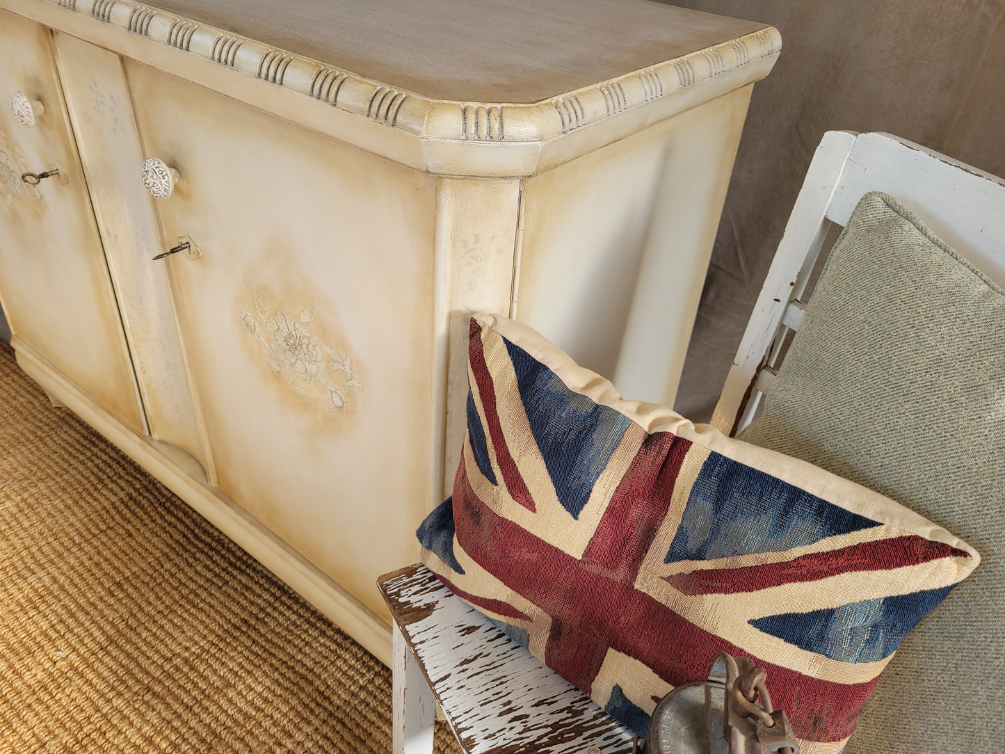 Lourmarin Wäscheschrank/ Kommode provencale, vintage, restyle, shabby