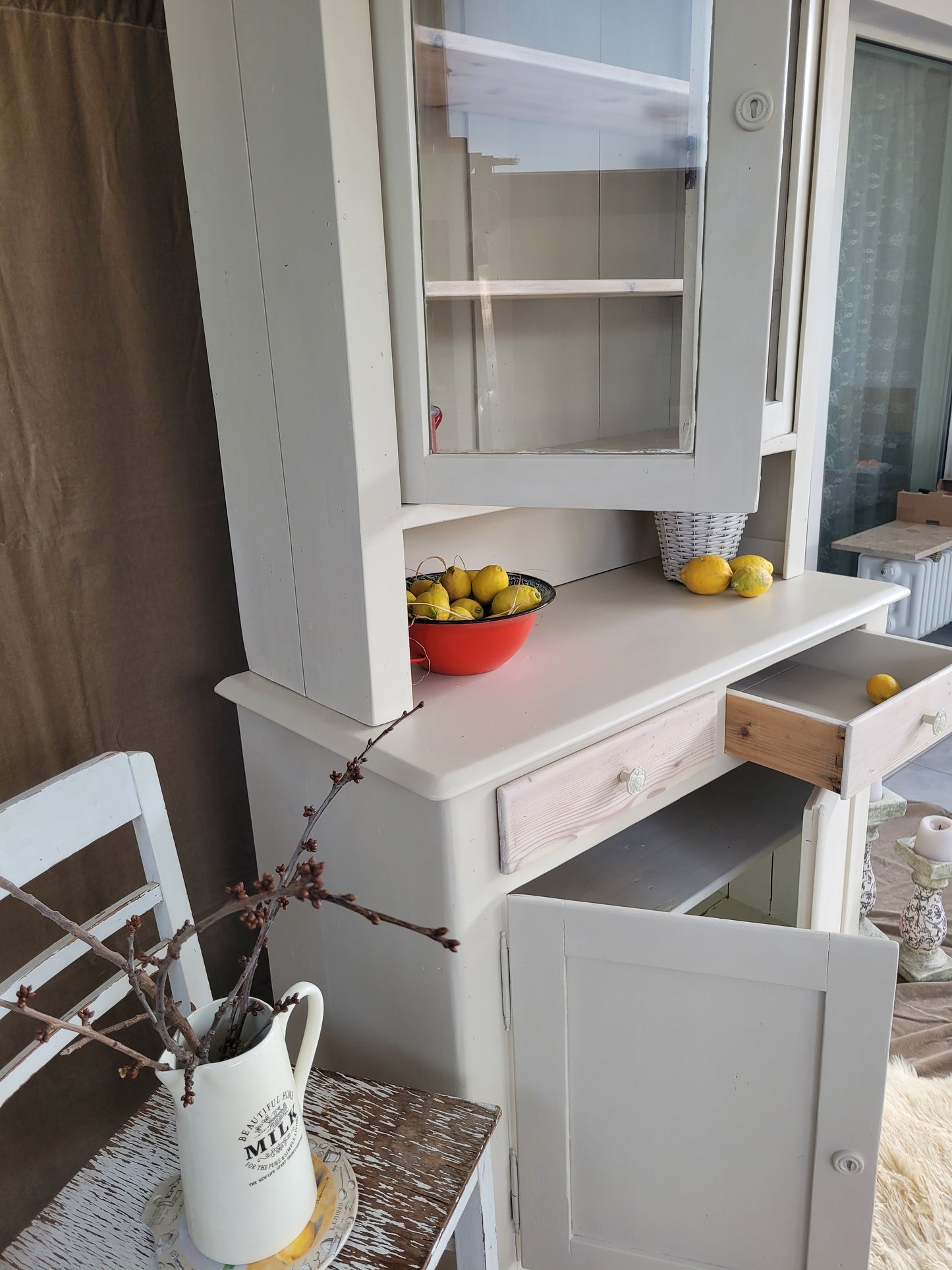 Antikes Buffet "Louise"