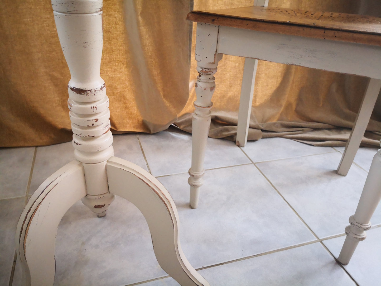 Antiker Stuhl, vintage, Massivholz, shabby