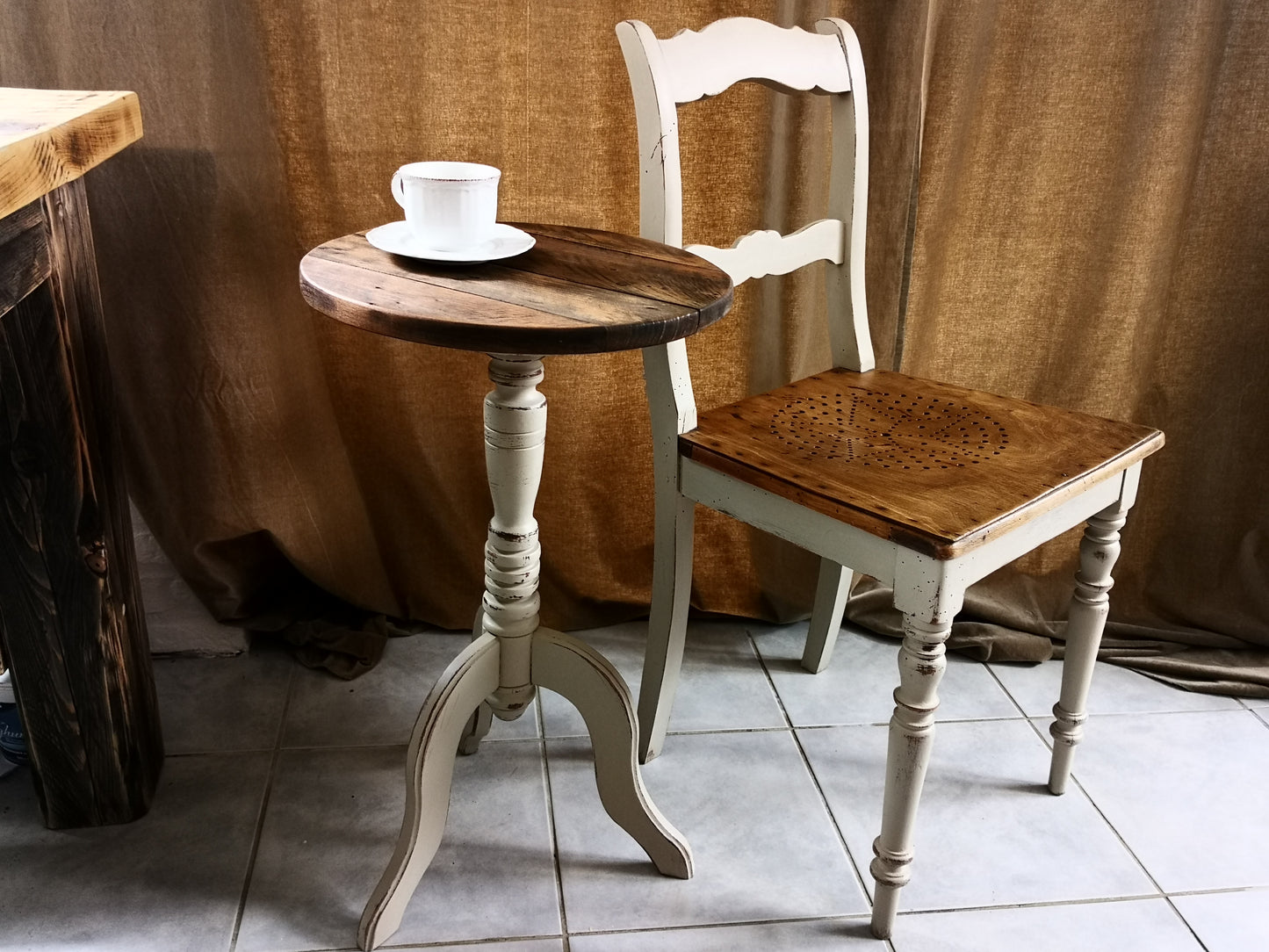 Antiker Stuhl, vintage, Massivholz, shabby