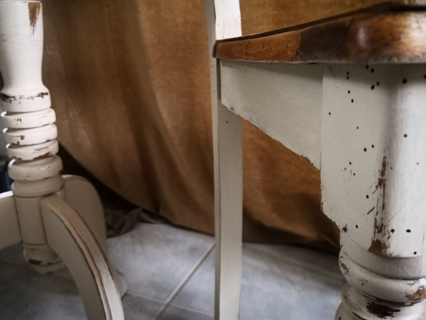 Antiker Stuhl, vintage, Massivholz, shabby