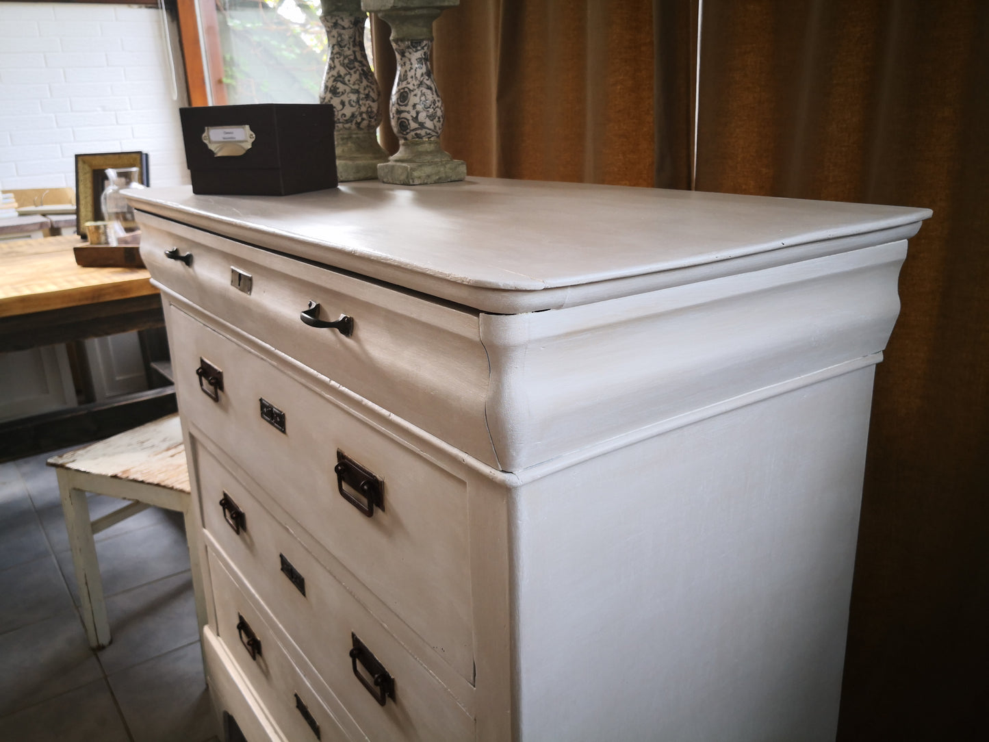 Stattliche vintage Kommode mit Schubladen, Jugendstil, shabby, massiv