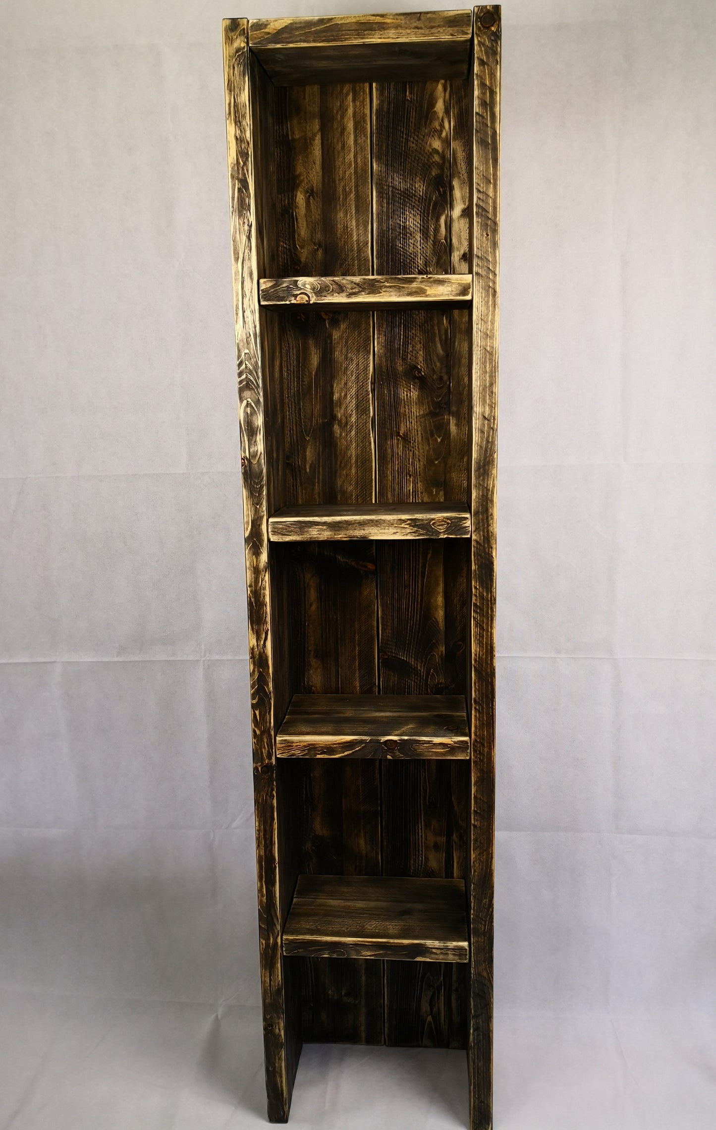 Regal Bauholz schwarz massiv shabby