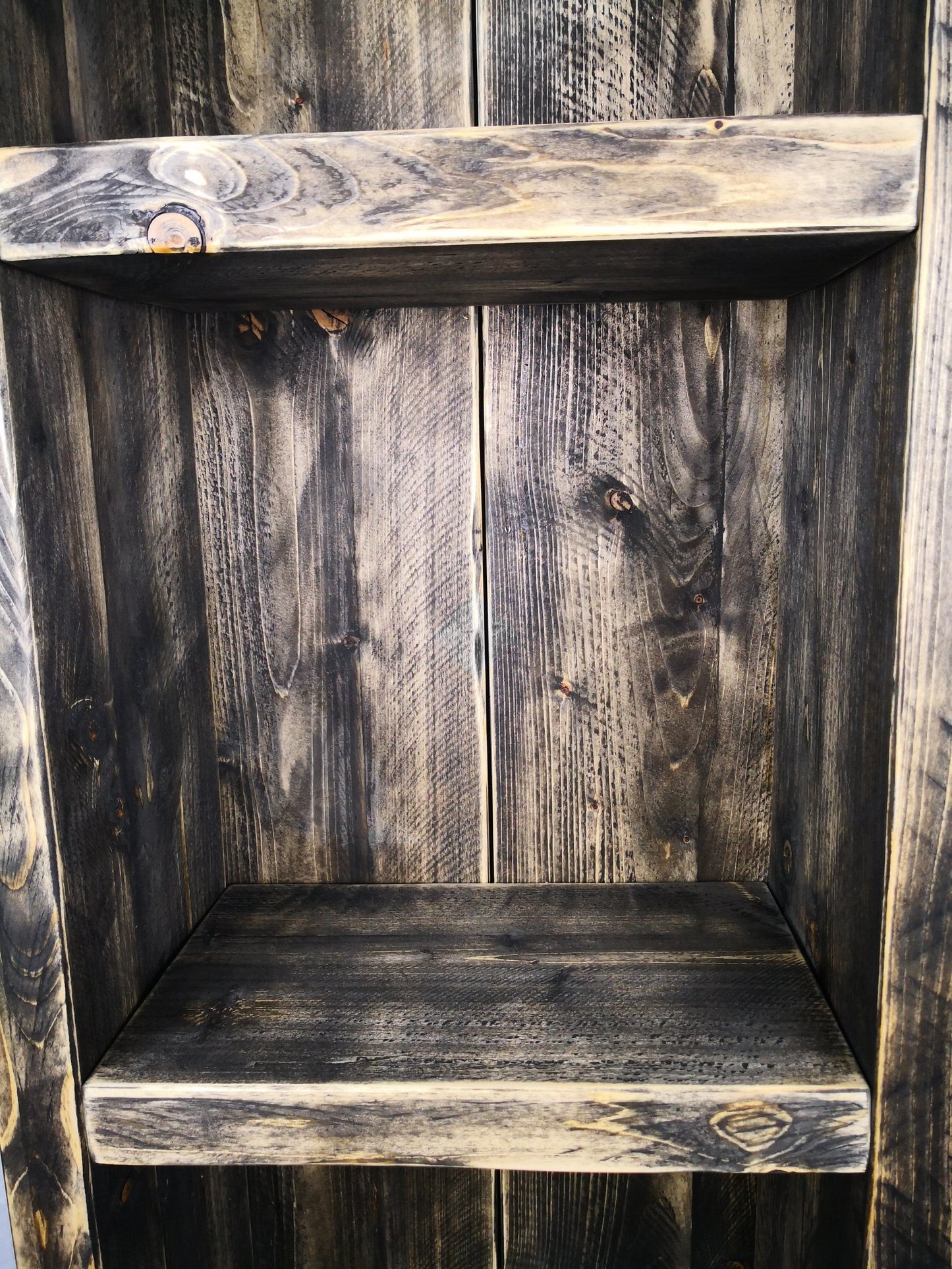 Regal Bauholz schwarz massiv shabby