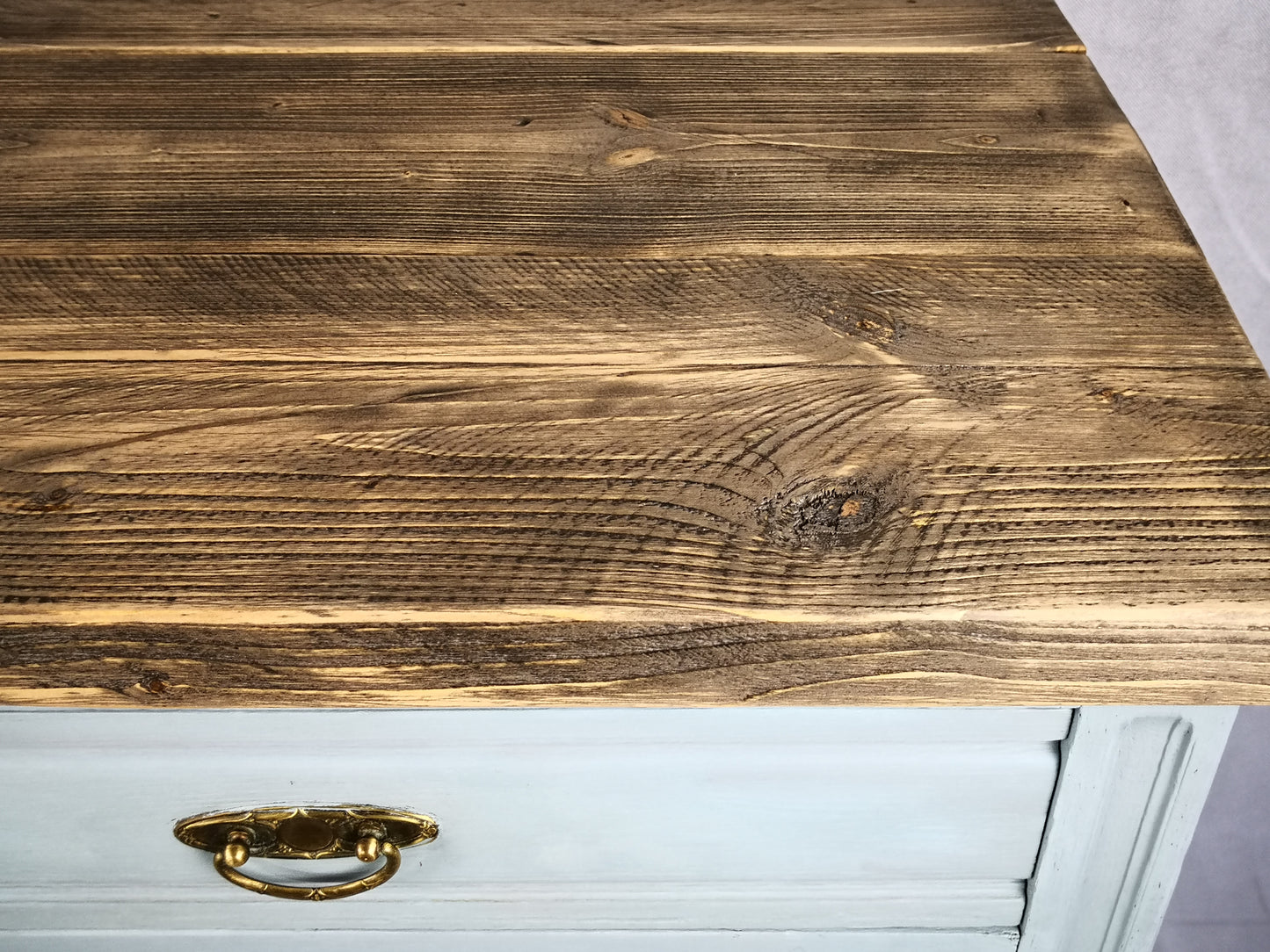 Vintage Anrichte restyle in french blue