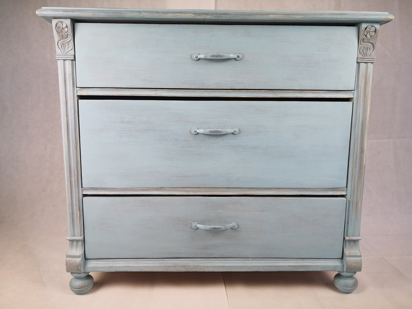 Vintage Kommode restyle in french blue