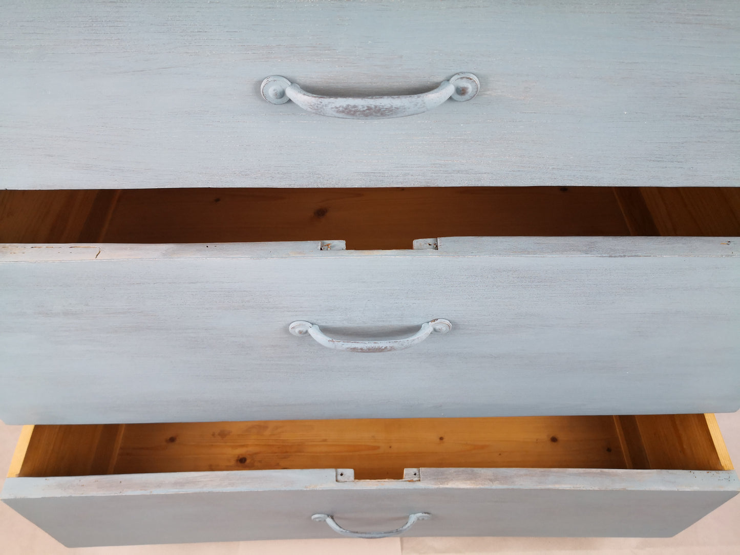 Vintage Kommode restyle in french blue