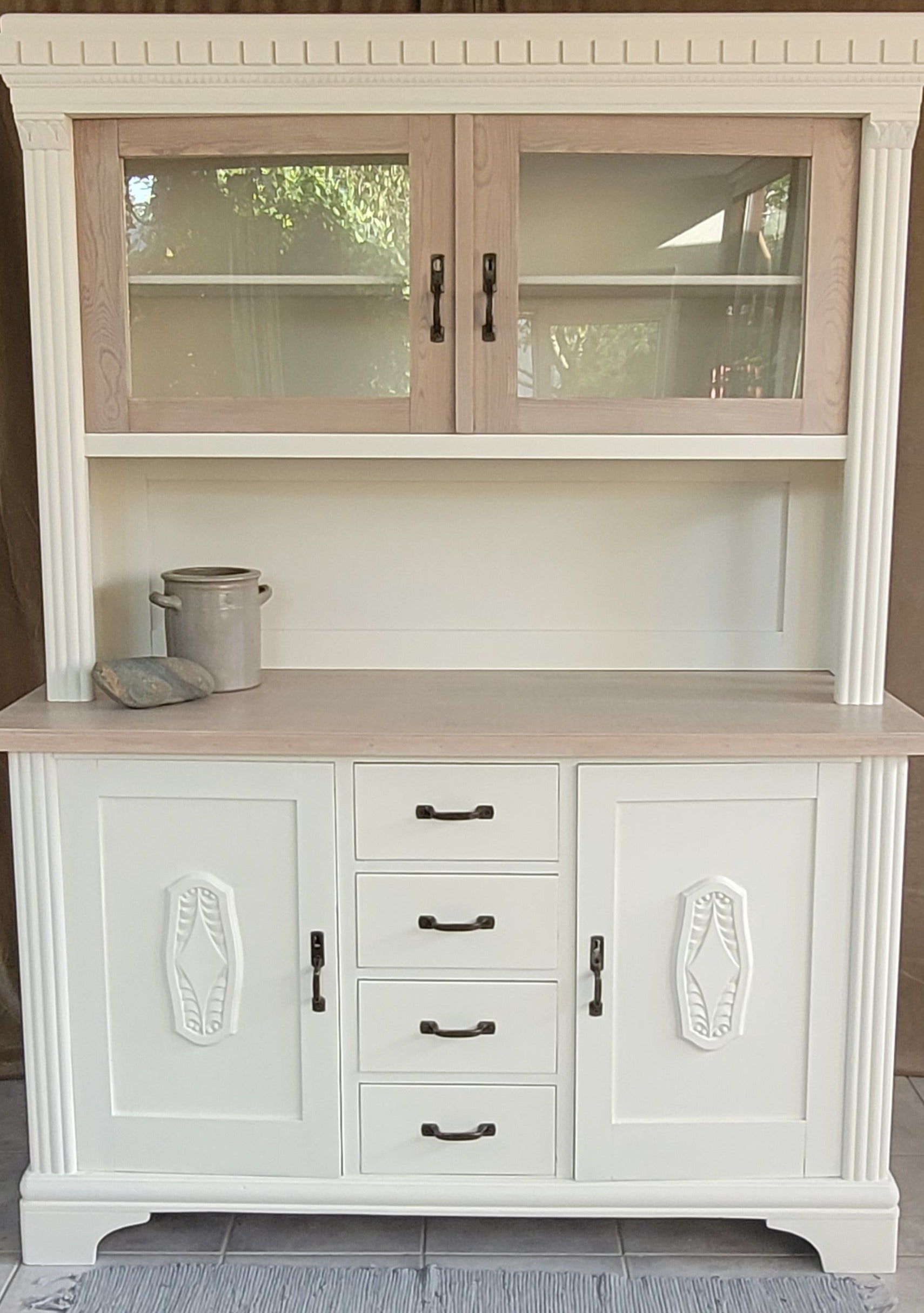 Nantucket Buffet Front