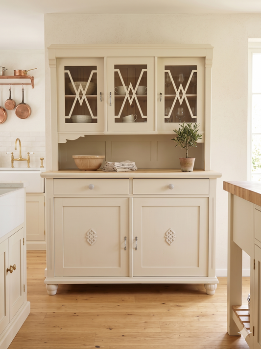 Jugendstil- Buffet "Lumière" frisch aufgearbeitet, restyle