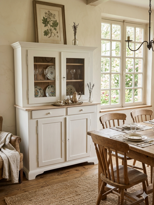Wunderschöner Shabby-Chic Buffetschrank 'Elise'  - frisch aufgemöbelt