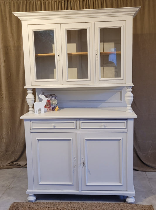 "ANTOINE" - antikes Buffet frisch aufgemöbelt