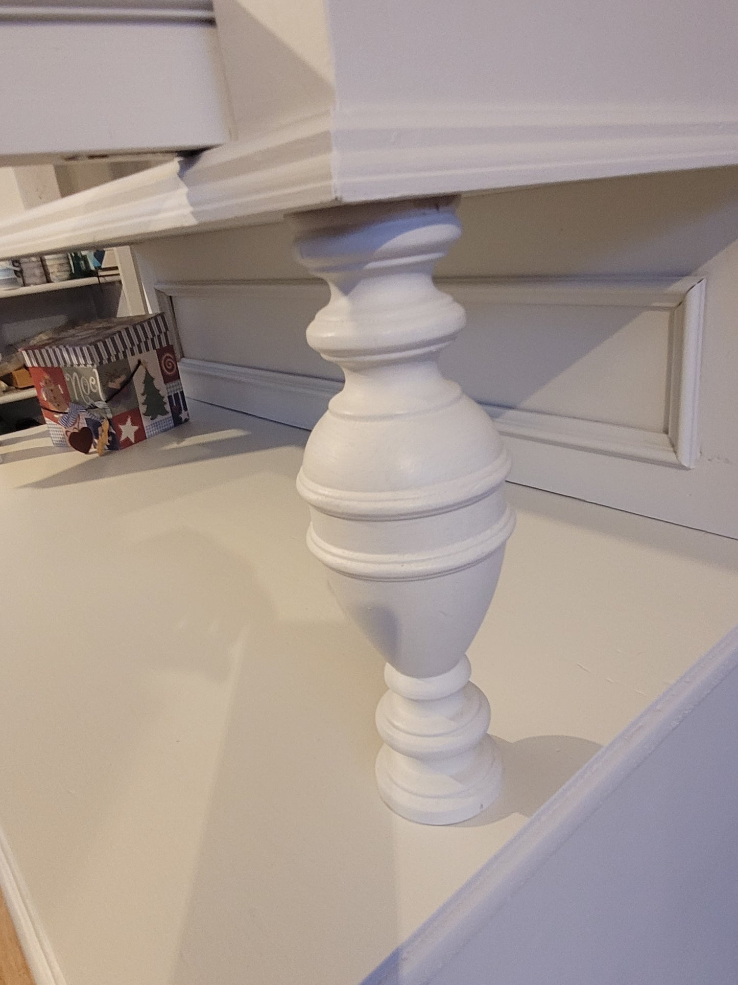 "ANTOINE" - antikes Buffet frisch aufgemöbelt