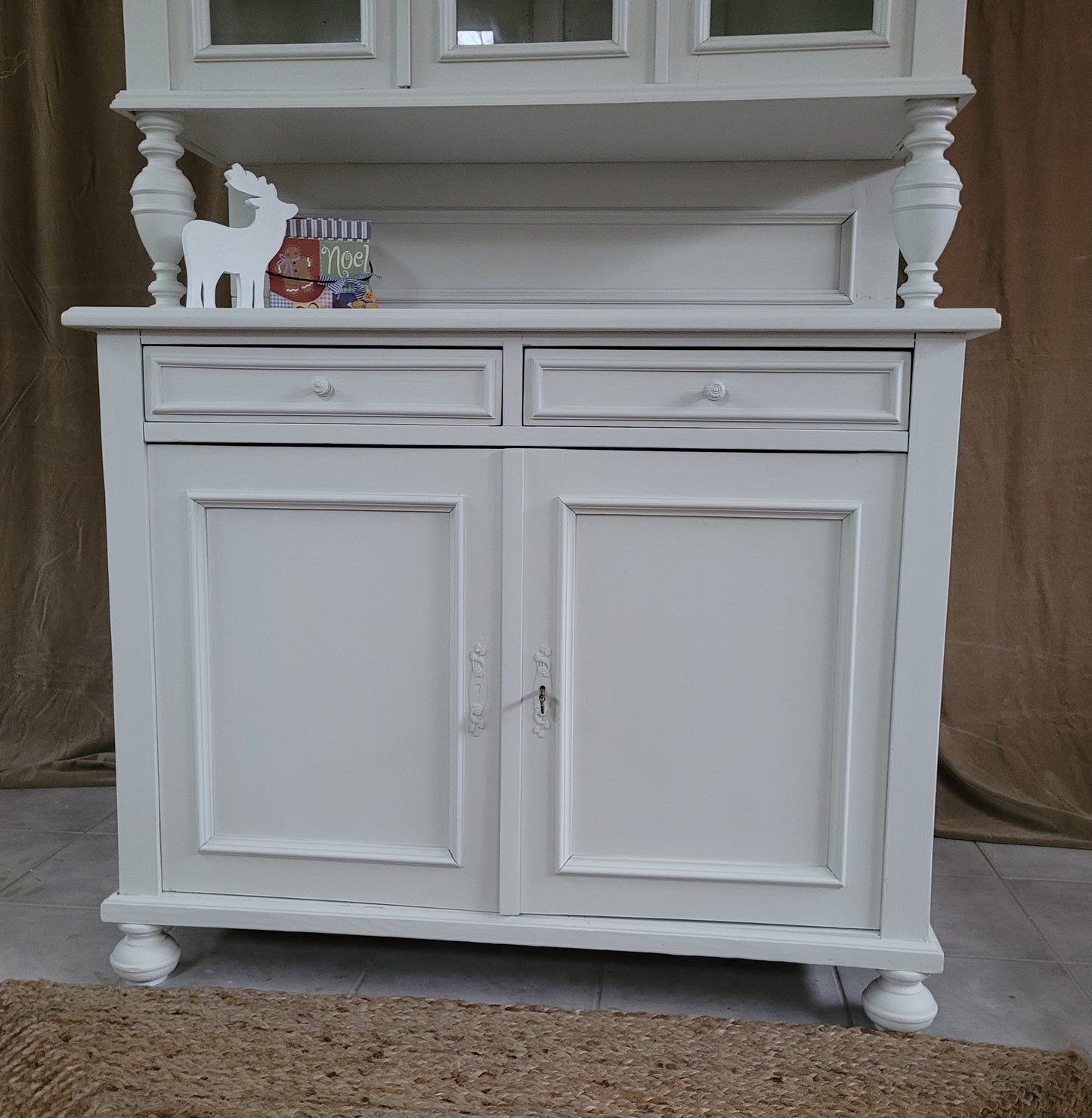 "ANTOINE" - antikes Buffet frisch aufgemöbelt