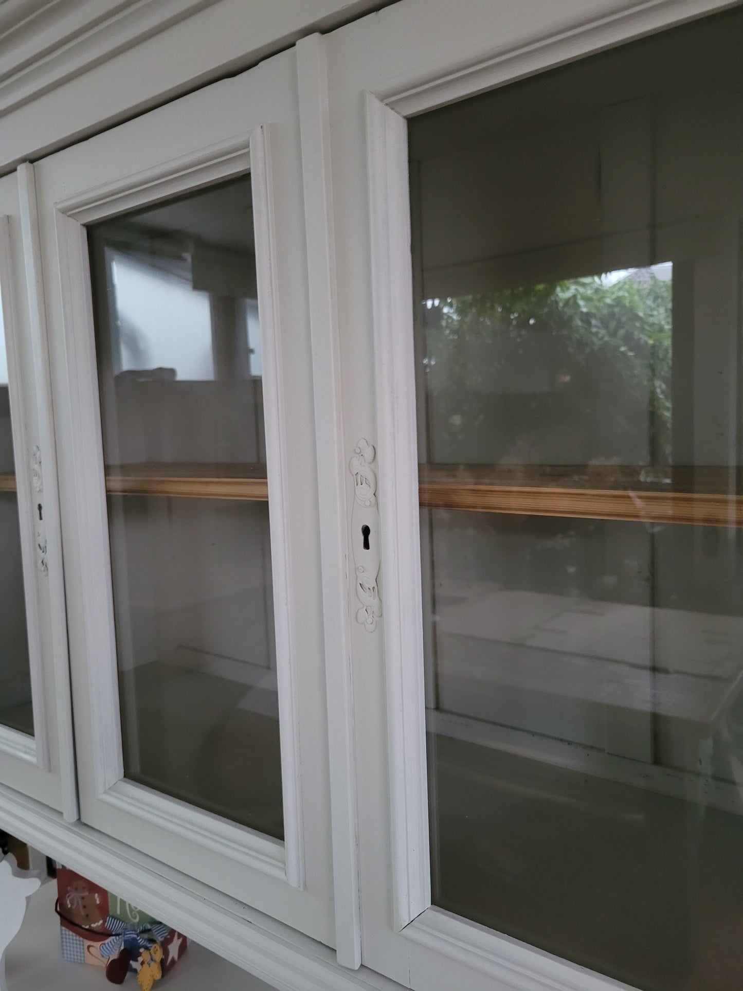 "ANTOINE" - antikes Buffet frisch aufgemöbelt