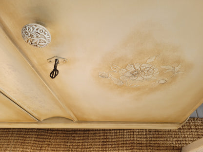 Lourmarin Wäscheschrank/ Kommode provencale, vintage, restyle, shabby