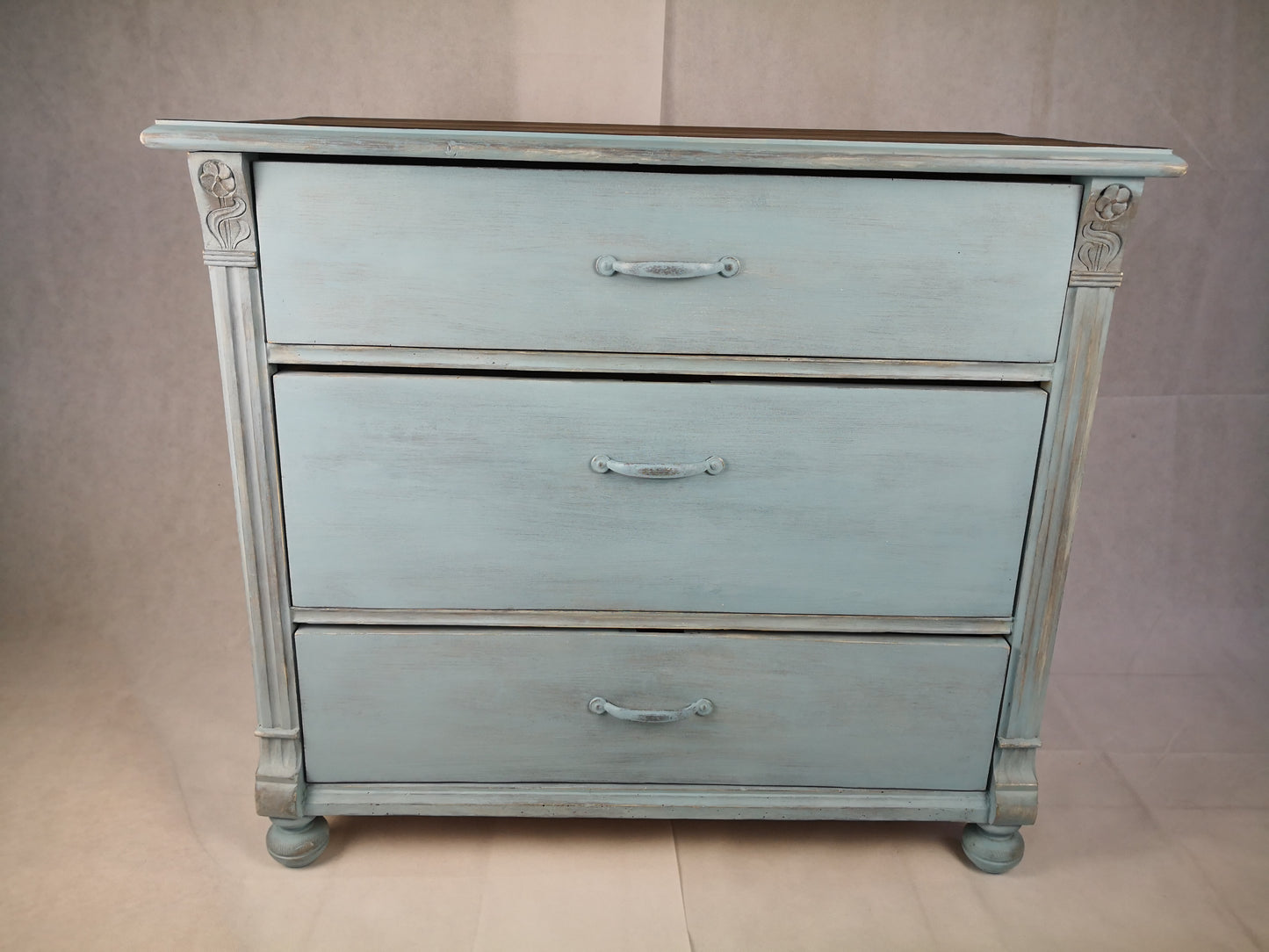 Vintage Kommode restyle in french blue